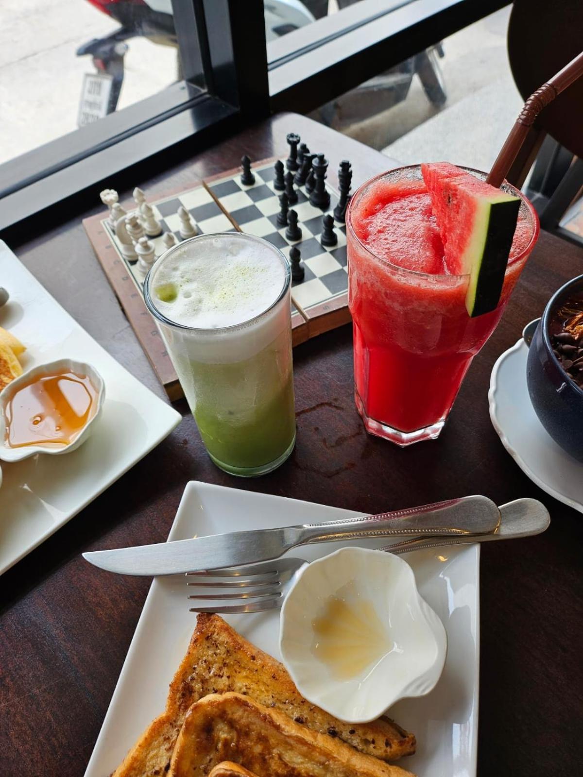 Chill Hub Hotel 2*