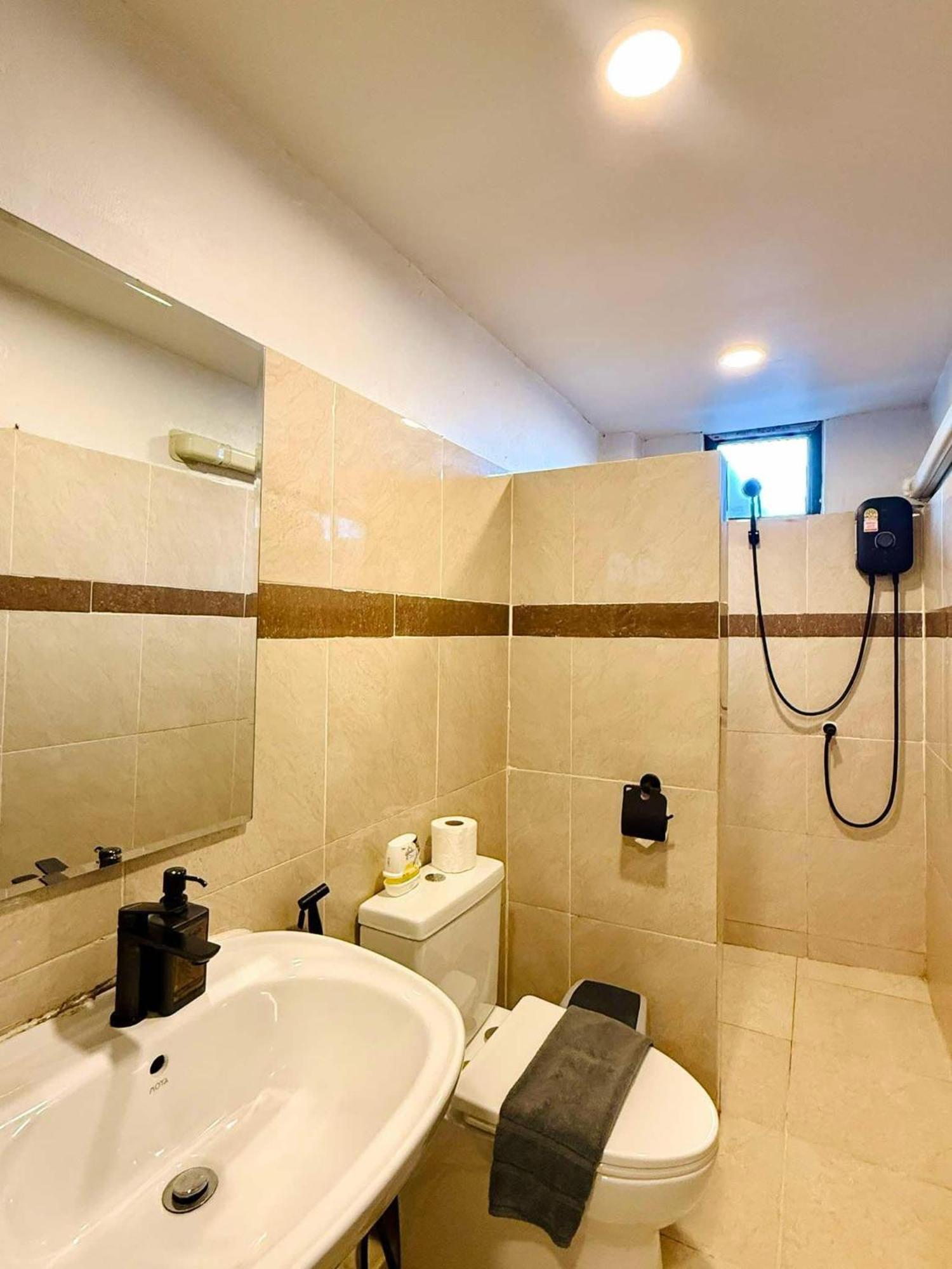 Hotel Chill Hub